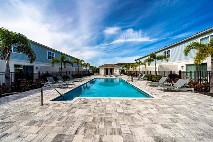 Image No.35-3 Bed Townhouse for sale