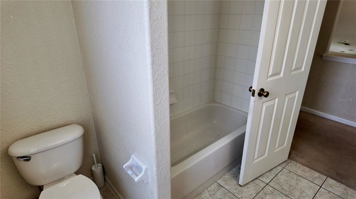 Image No.23-3 Bed Property for sale