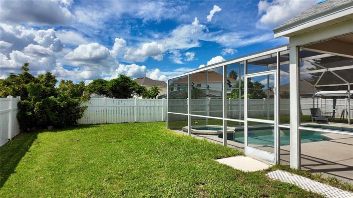 Image No.30-3 Bed Property for sale