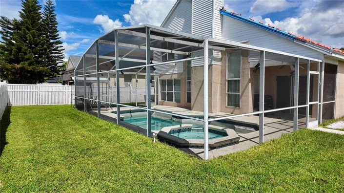 Image No.32-3 Bed Property for sale