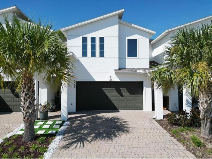 Image No.1-3 Bed Townhouse for sale