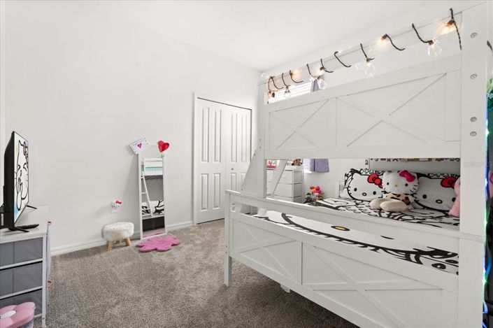 Image No.17-3 Bed Property for sale