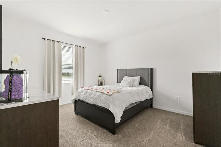 Image No.7-3 Bed Property for sale