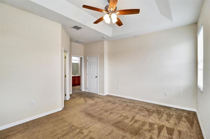 Image No.32-4 Bed Property for sale