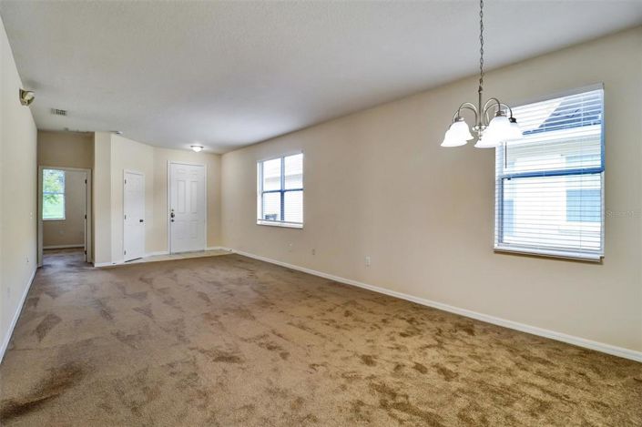 Image No.8-4 Bed Property for sale