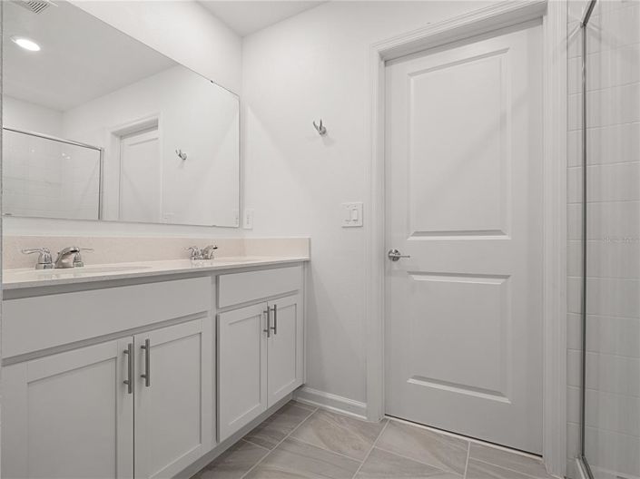 Image No.16-4 Bed Property for sale