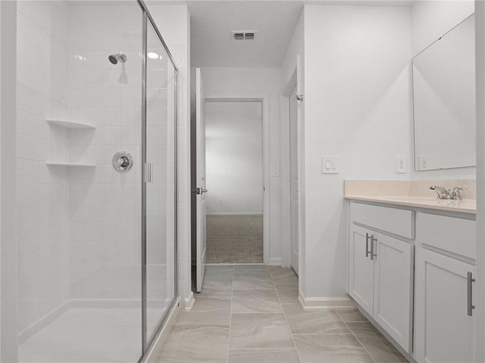 Image No.17-4 Bed Property for sale