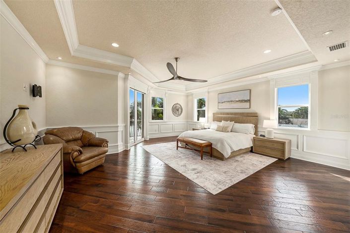 Image No.27-3 Bed Property for sale