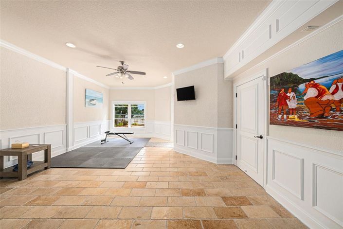 Image No.43-3 Bed Property for sale