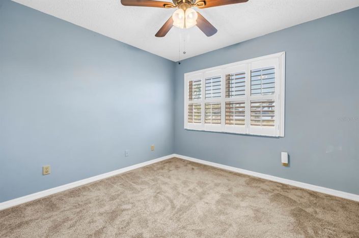 Image No.27-3 Bed Townhouse for sale