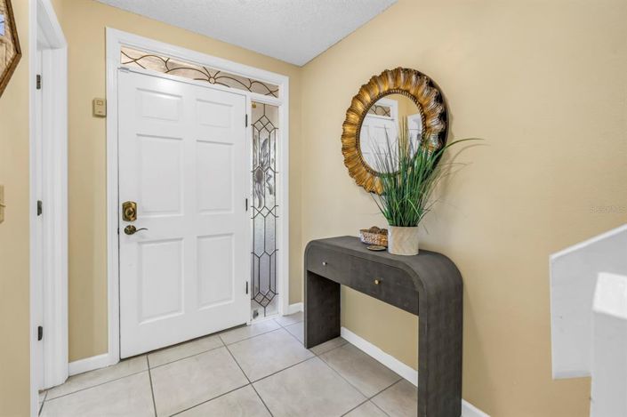 Image No.6-3 Bed Townhouse for sale