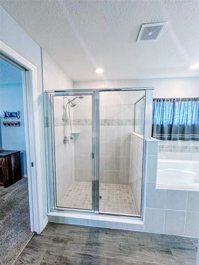 Image No.17-3 Bed Property for sale