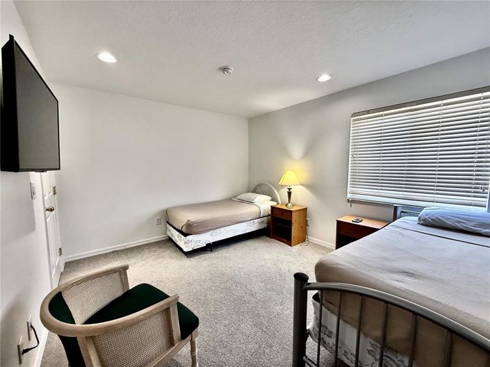 Image No.46-5 Bed Property for sale