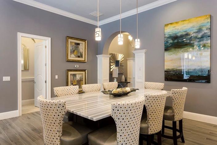 Image No.13-7 Bed Property for sale