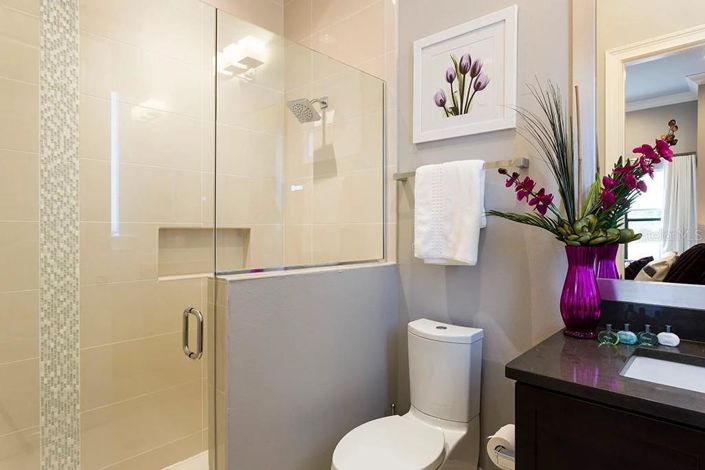 Image No.19-7 Bed Property for sale