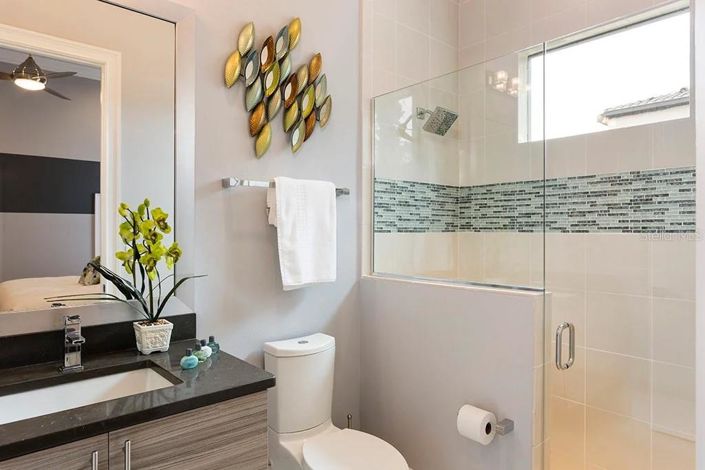 Image No.21-7 Bed Property for sale