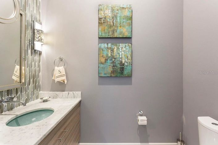 Image No.37-7 Bed Property for sale