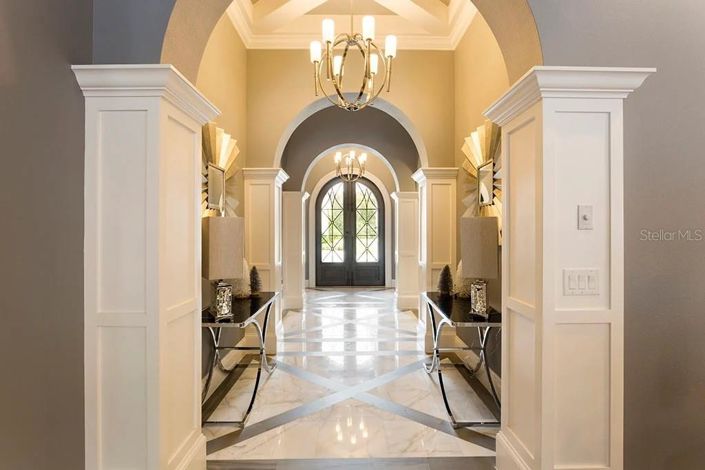 Image No.4-7 Bed Property for sale