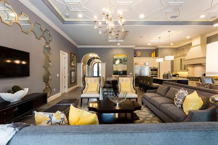 Image No.8-7 Bed Property for sale