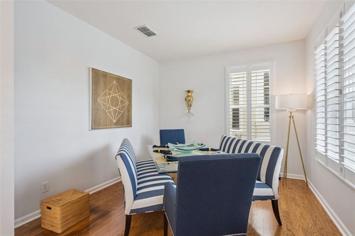 Image No.10-4 Bed Property for sale