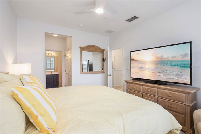 Image No.37-4 Bed Property for sale