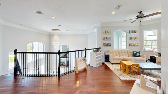 Image No.15-7 Bed Property for sale