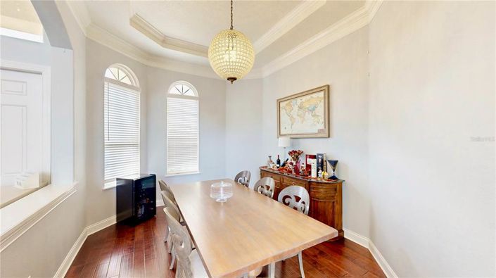 Image No.31-7 Bed Property for sale