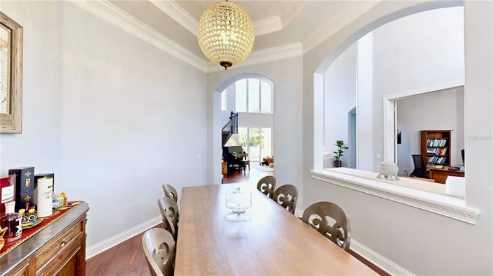 Image No.32-7 Bed Property for sale