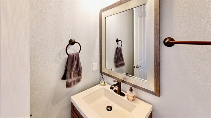 Image No.34-7 Bed Property for sale