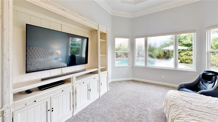 Image No.43-7 Bed Property for sale