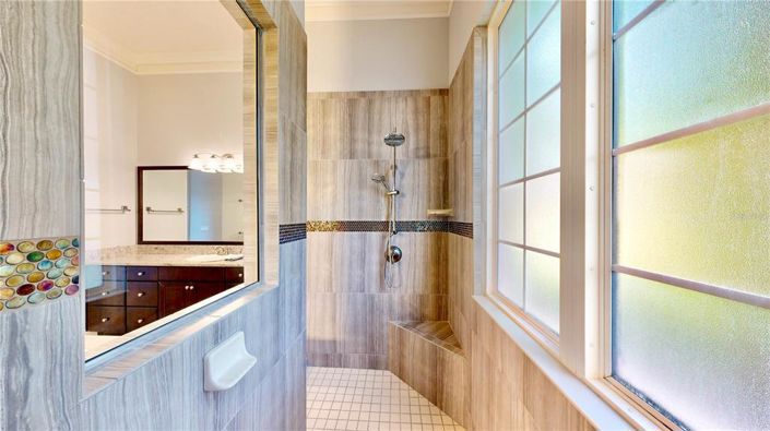 Image No.47-7 Bed Property for sale