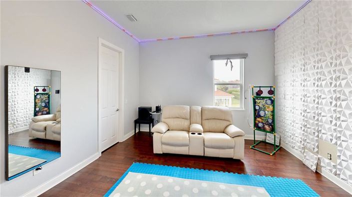 Image No.62-7 Bed Property for sale