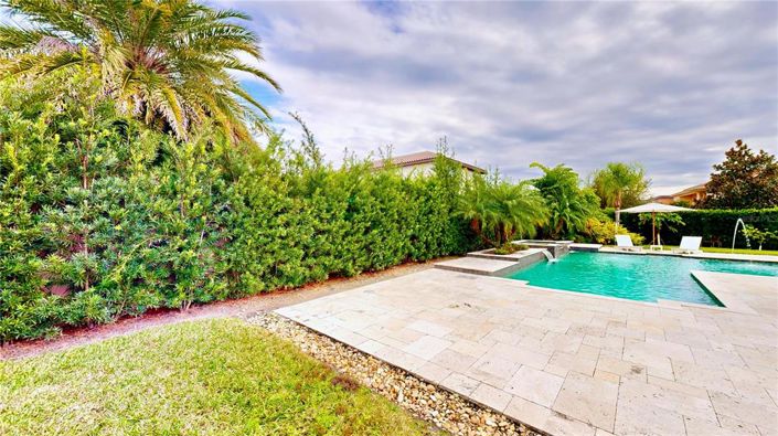 Image No.69-7 Bed Property for sale