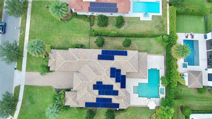 Image No.70-7 Bed Property for sale