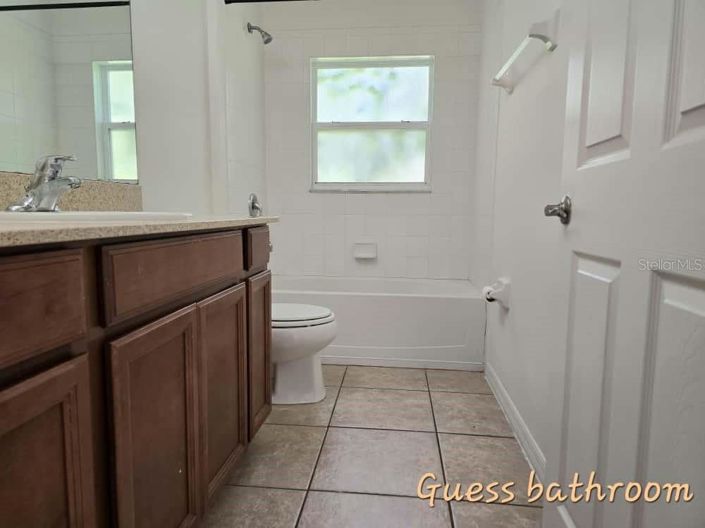 Image No.36-3 Bed Property for sale