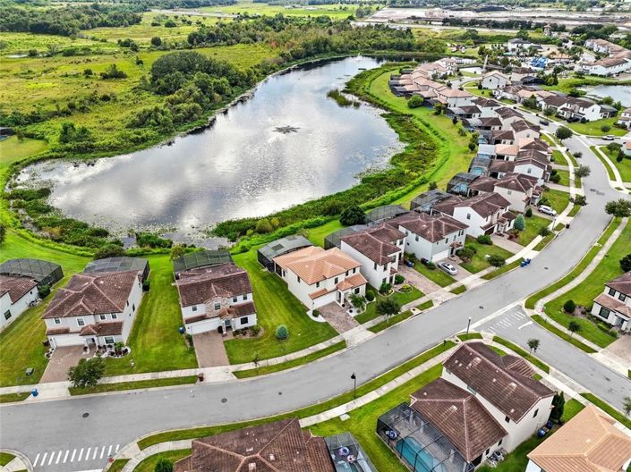 Image No.7-Propriété de 4 chambres à vendre à Haines City