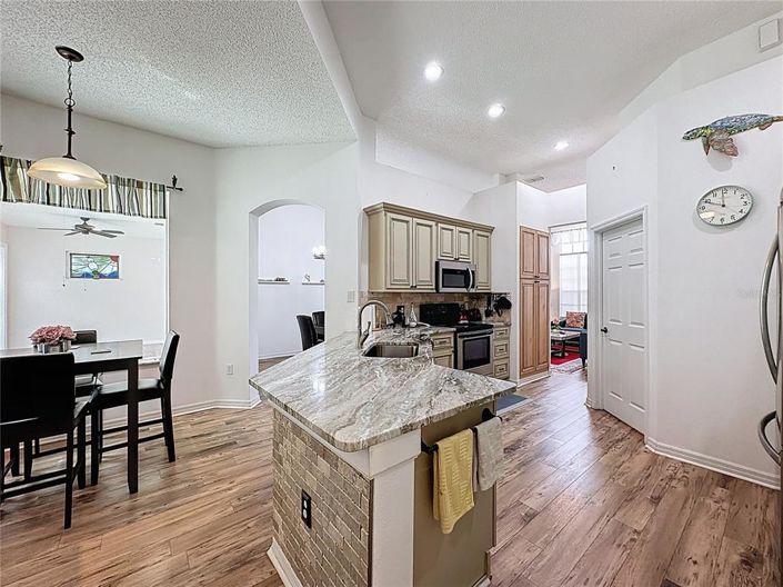 Image No.14-Propriété de 4 chambres à vendre à Haines City