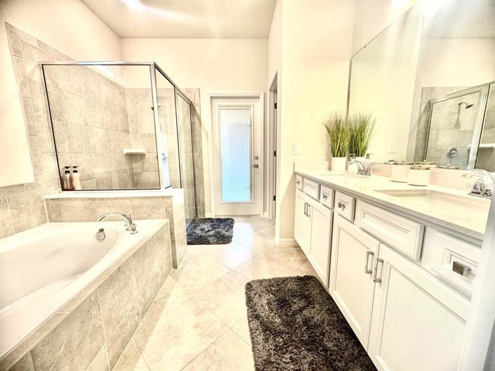 Image No.13-7 Bed Property for sale