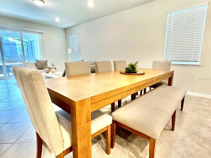 Image No.6-7 Bed Property for sale