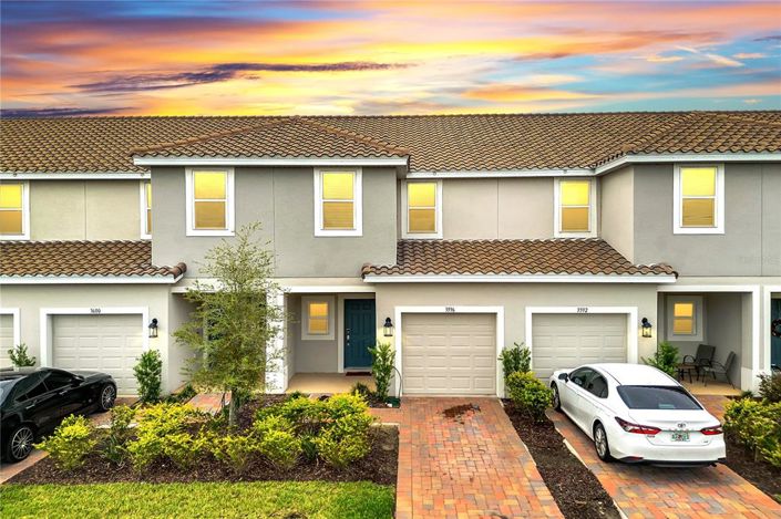 Image No.1-3 Bed Townhouse for sale