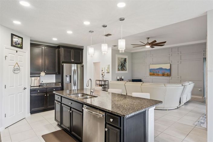 Image No.8-Propriété de 4 chambres à vendre à Kissimmee