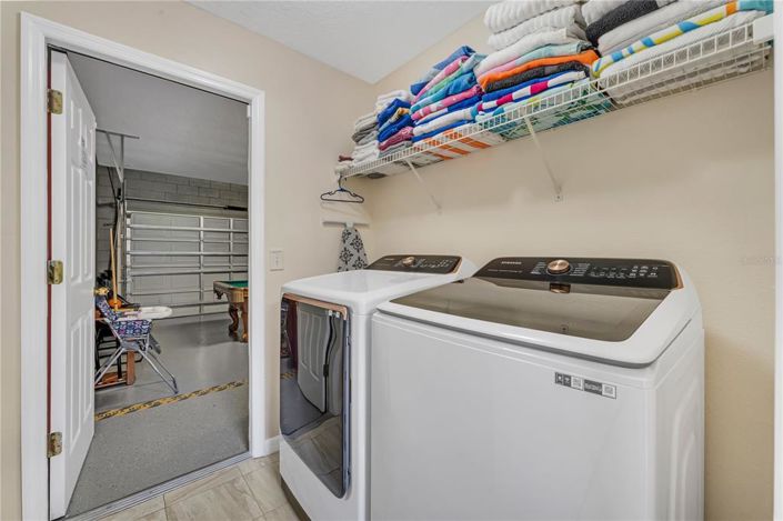 Image No.25-7 Bed Property for sale