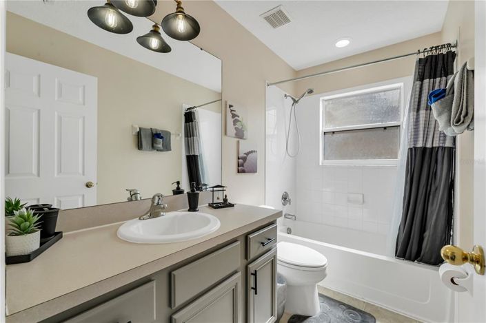 Image No.42-7 Bed Property for sale