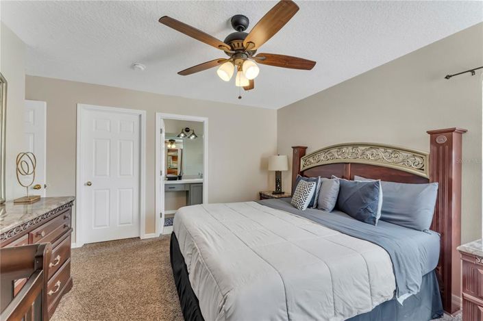 Image No.47-7 Bed Property for sale