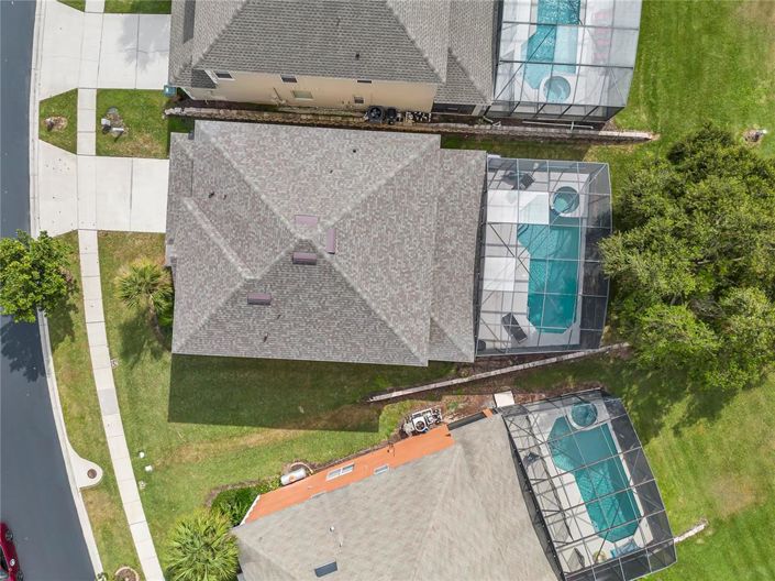 Image No.50-7 Bed Property for sale