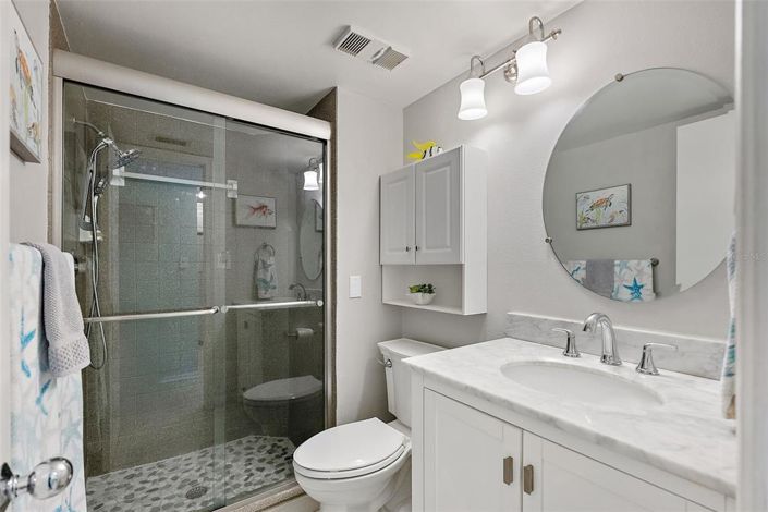 Image No.15-2 Bed Property for sale