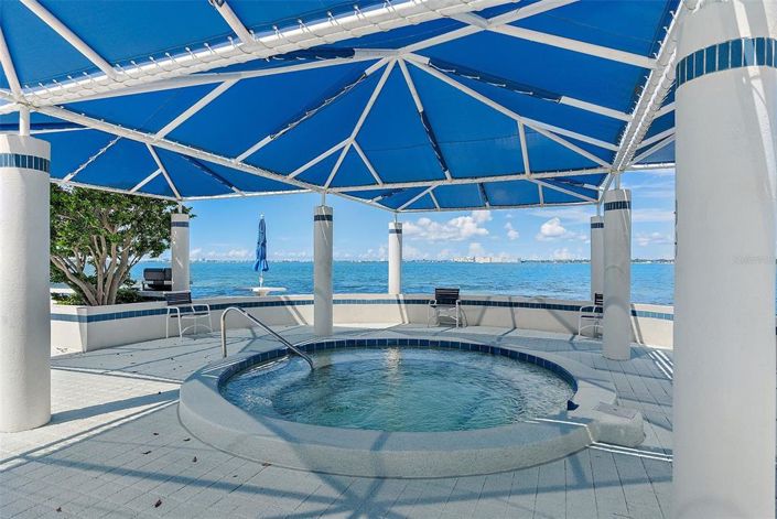 Image No.28-2 Bed Property for sale