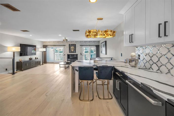 Image No.19-3 Bed Property for sale