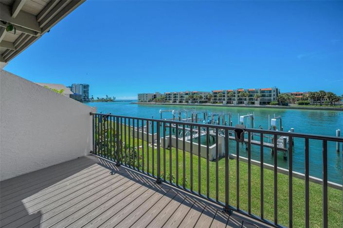 Image No.26-3 Bed Property for sale