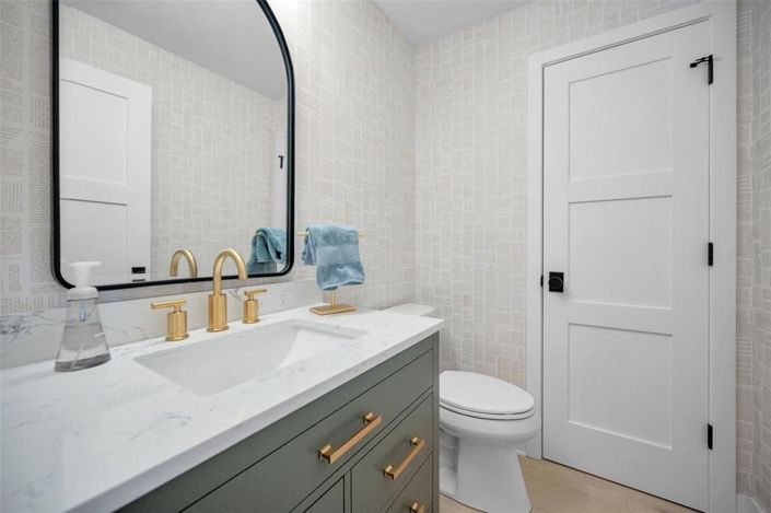 Image No.28-3 Bed Property for sale